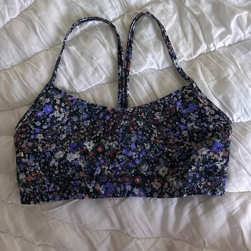 Lululemon Flow Y Nulu Bra (Flower Burst) Size: 6